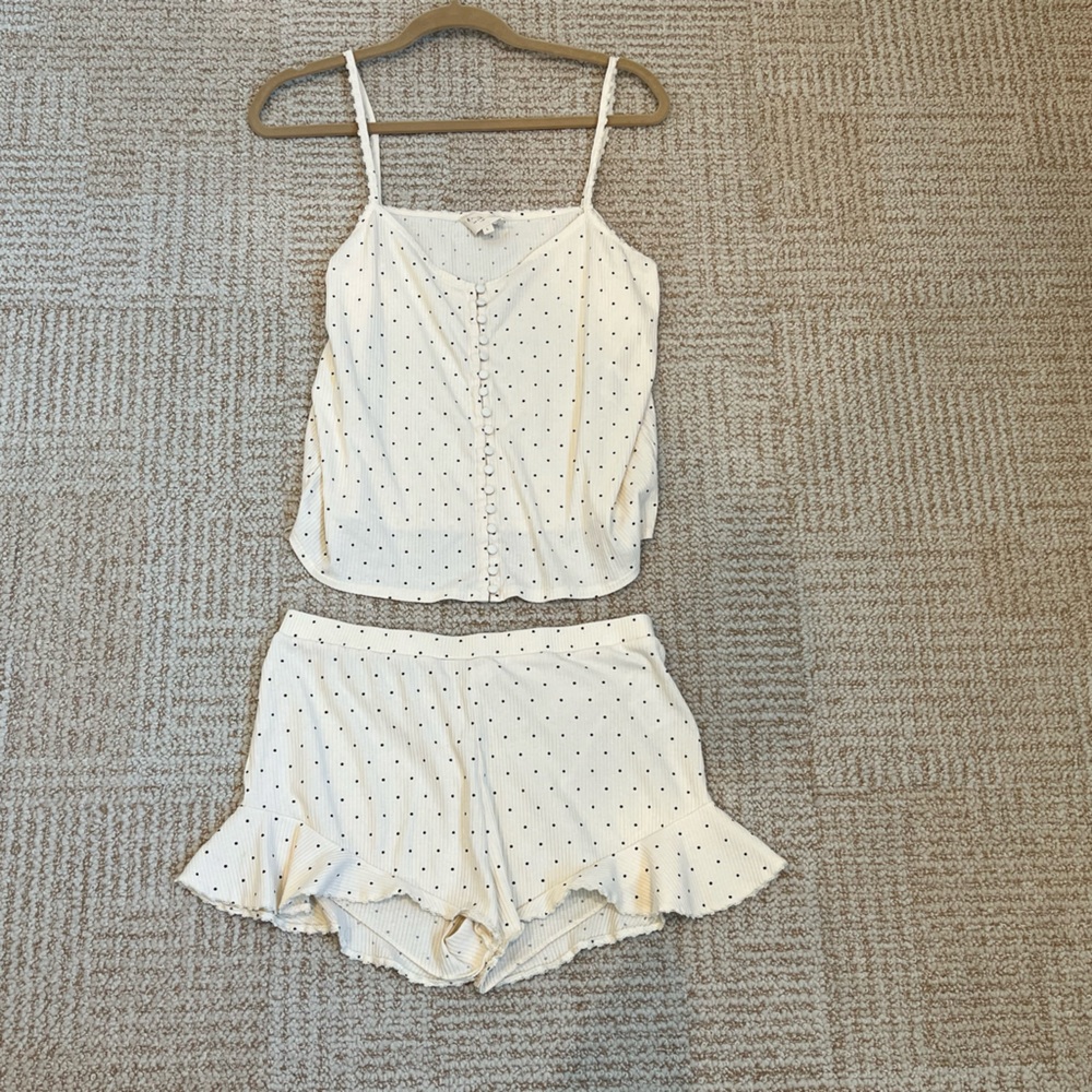 Sezanne Norman Pajama Top and Shorts Large